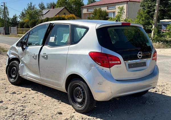 Opel Meriva cena 14000 przebieg: 109534, rok produkcji 2013 z Supraśl małe 106